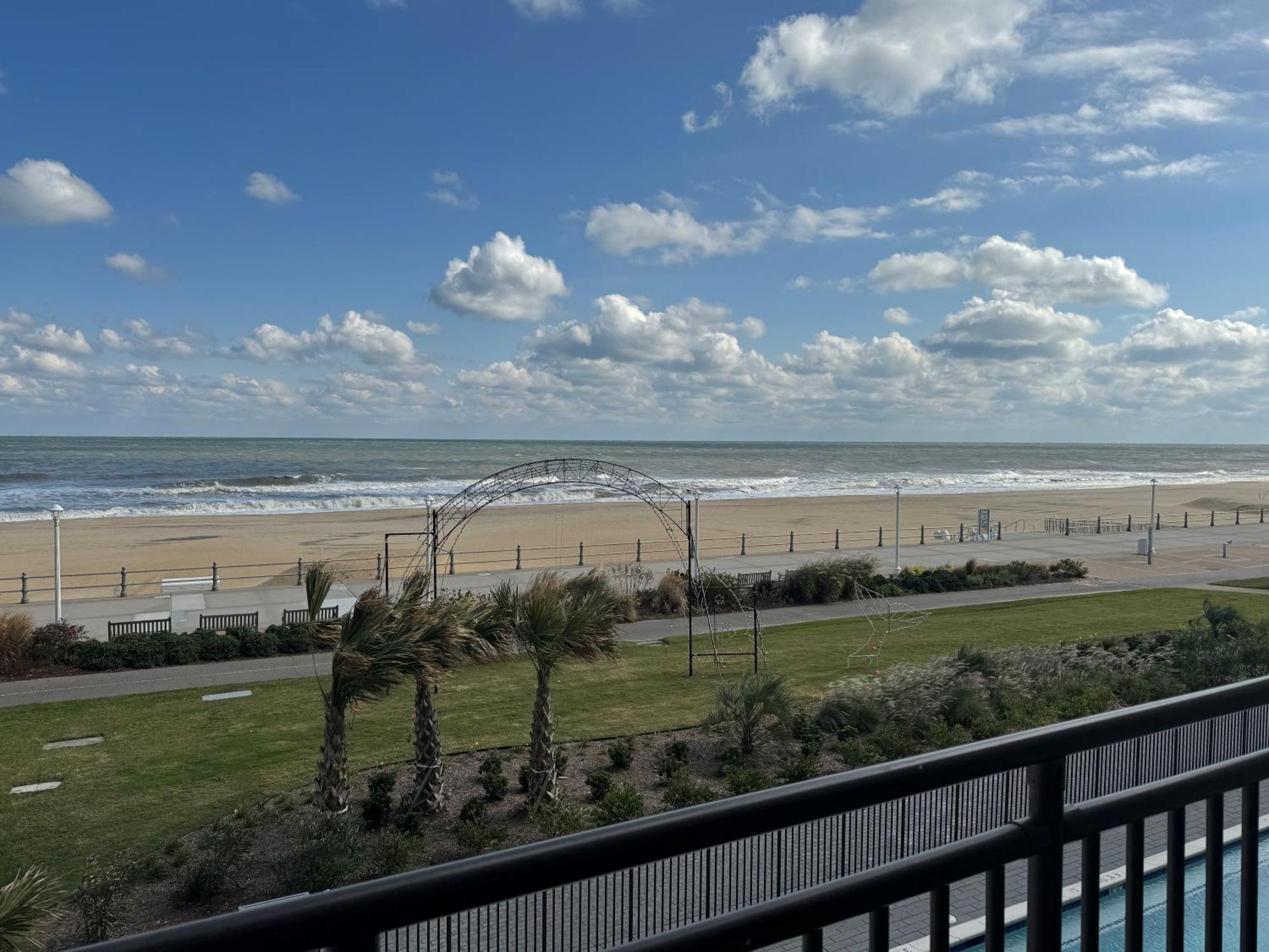 Moxy Virginia Beach Oceanfront 外观 照片
