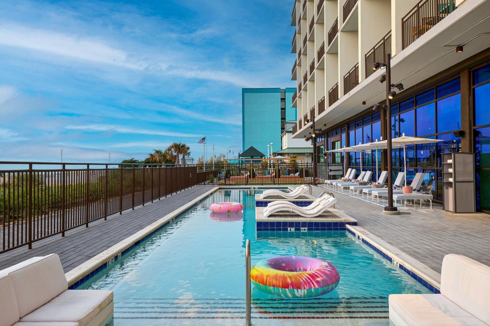 Moxy Virginia Beach Oceanfront 外观 照片